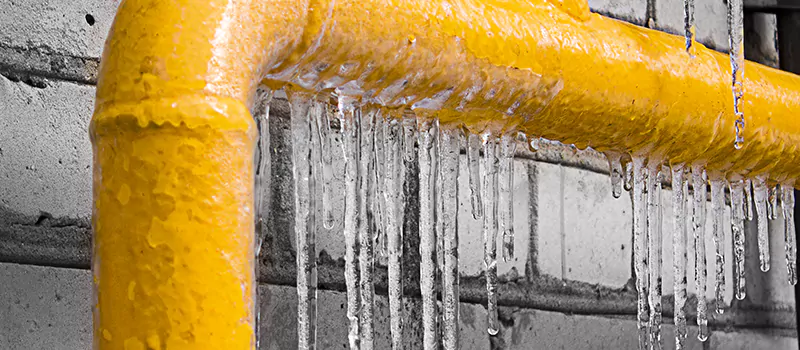 Fix Frozen Drain Pipes in Newmarket, ON