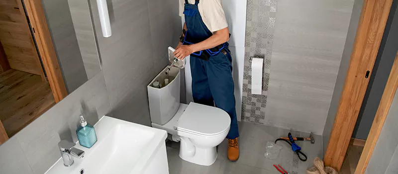 Plumber For Toilet Repair in Newmarket, ON